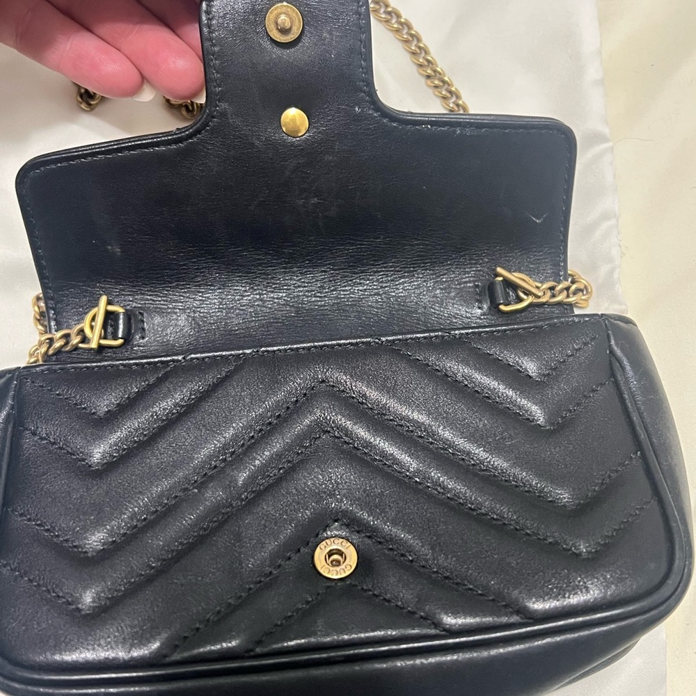 Calfskin Matelasse Super Mini GG Marmont Crossbody Bag - Picture 6 of 13